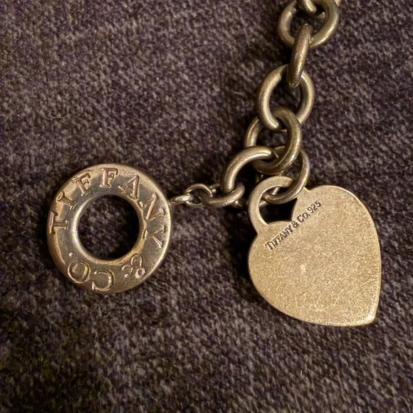 Return to Tiffany & Co. Heart Tag Toggle Necklace - Picture 3 of 4